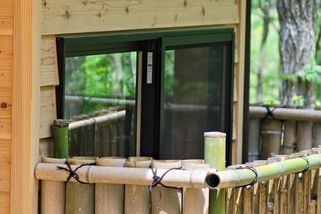 Hinoki No Ie - Cottage With Natural Hot Spring In A Cypress Bathtub Шіка Екстер'єр фото