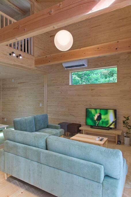 Hinoki No Ie - Cottage With Natural Hot Spring In A Cypress Bathtub Шіка Екстер'єр фото