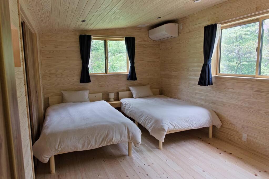 Hinoki No Ie - Cottage With Natural Hot Spring In A Cypress Bathtub Шіка Екстер'єр фото